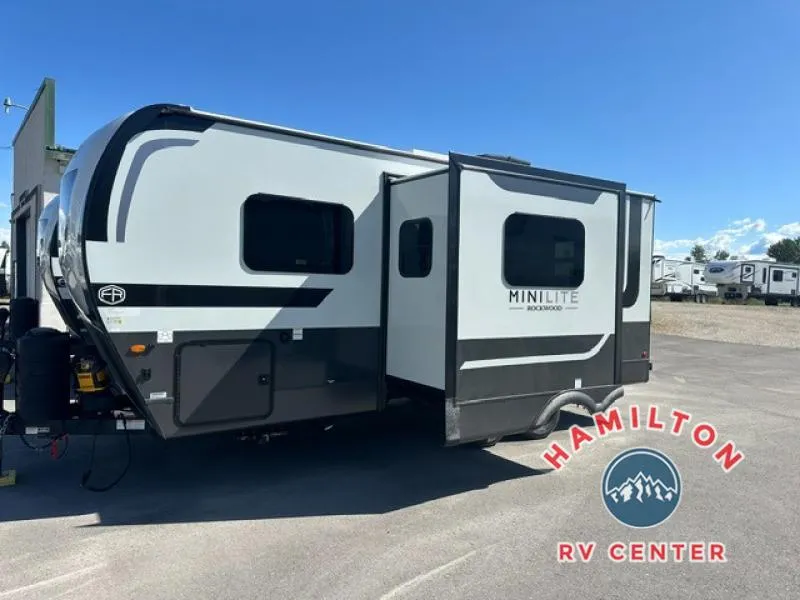 2026 Forest River Rockwood Mini Lite 2205S - Photo 2