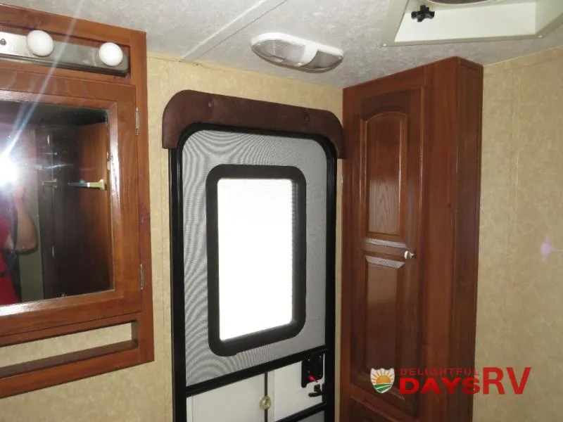 2010 Forest River RV Rockwood Signature Ultra Lite 8316SS - Photo 3