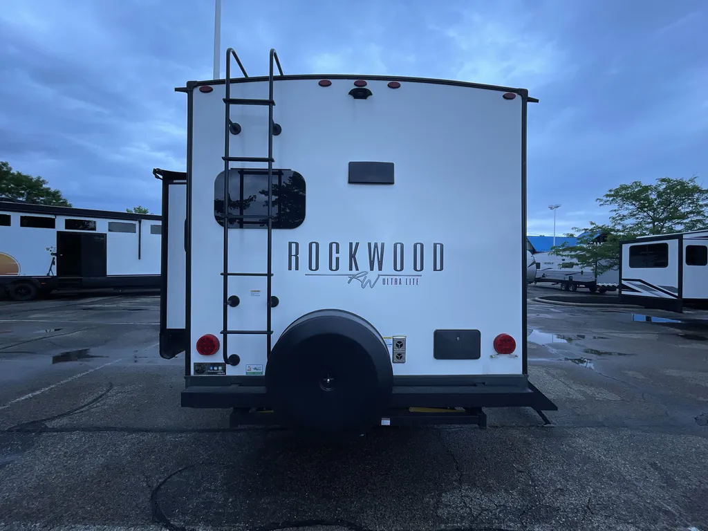 2023 Forest River Rockwood Ultra Lite 2614BS, Photos photo 7