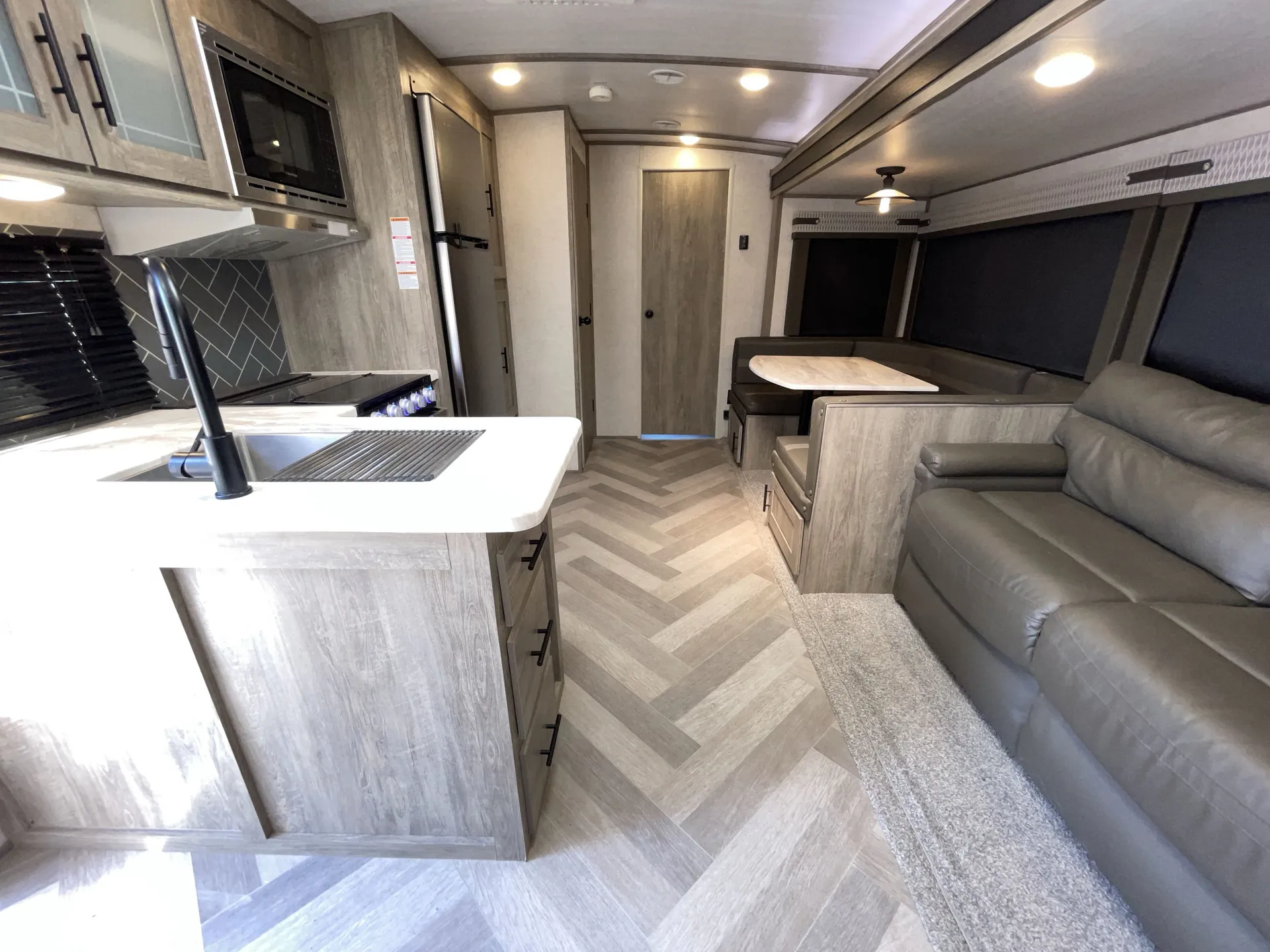 2020 Forest River Salem Hemisphere 314BUD dealer photo 2 from Camping World