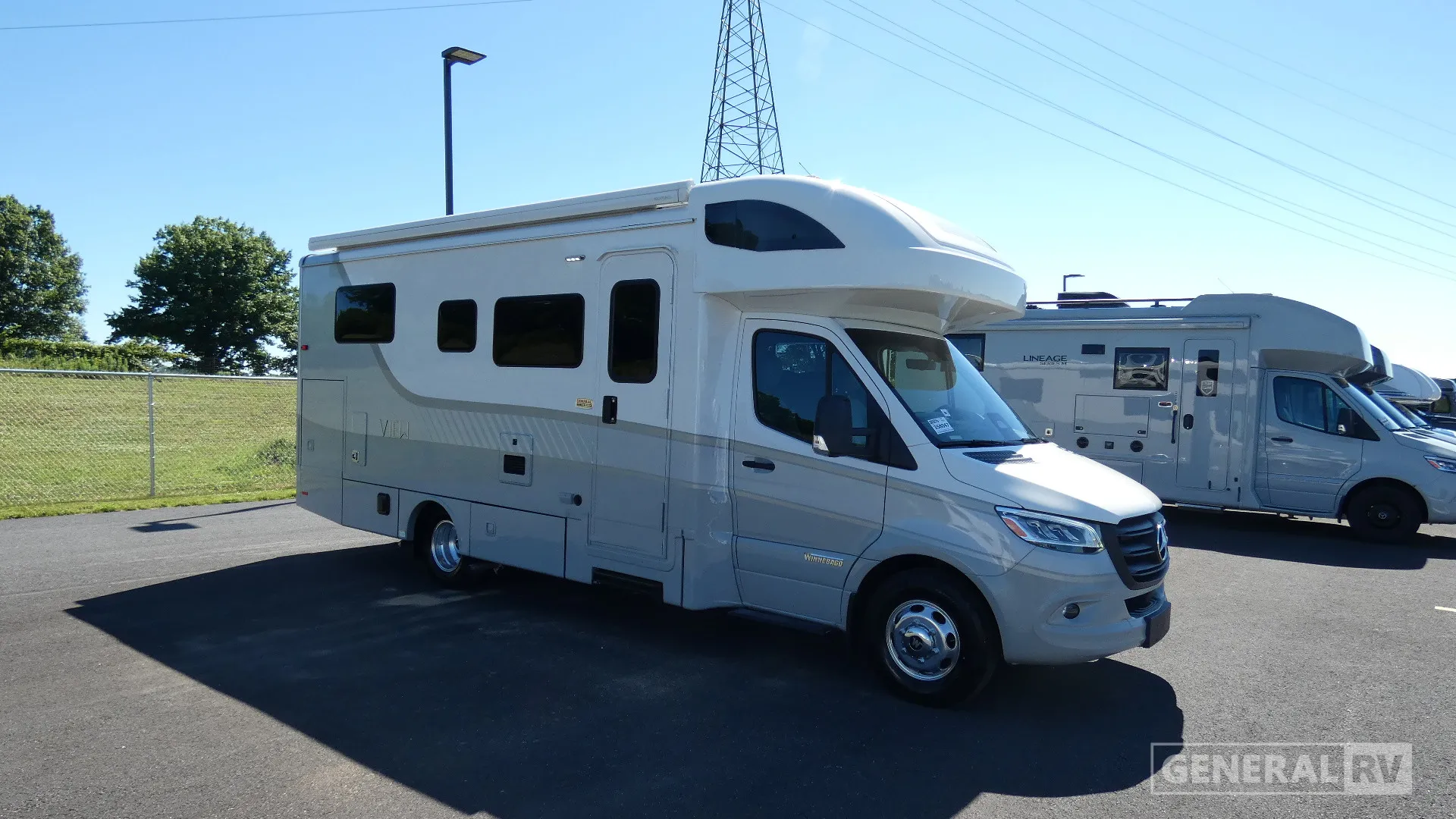 2027 Winnebago View 24R - Photo 2