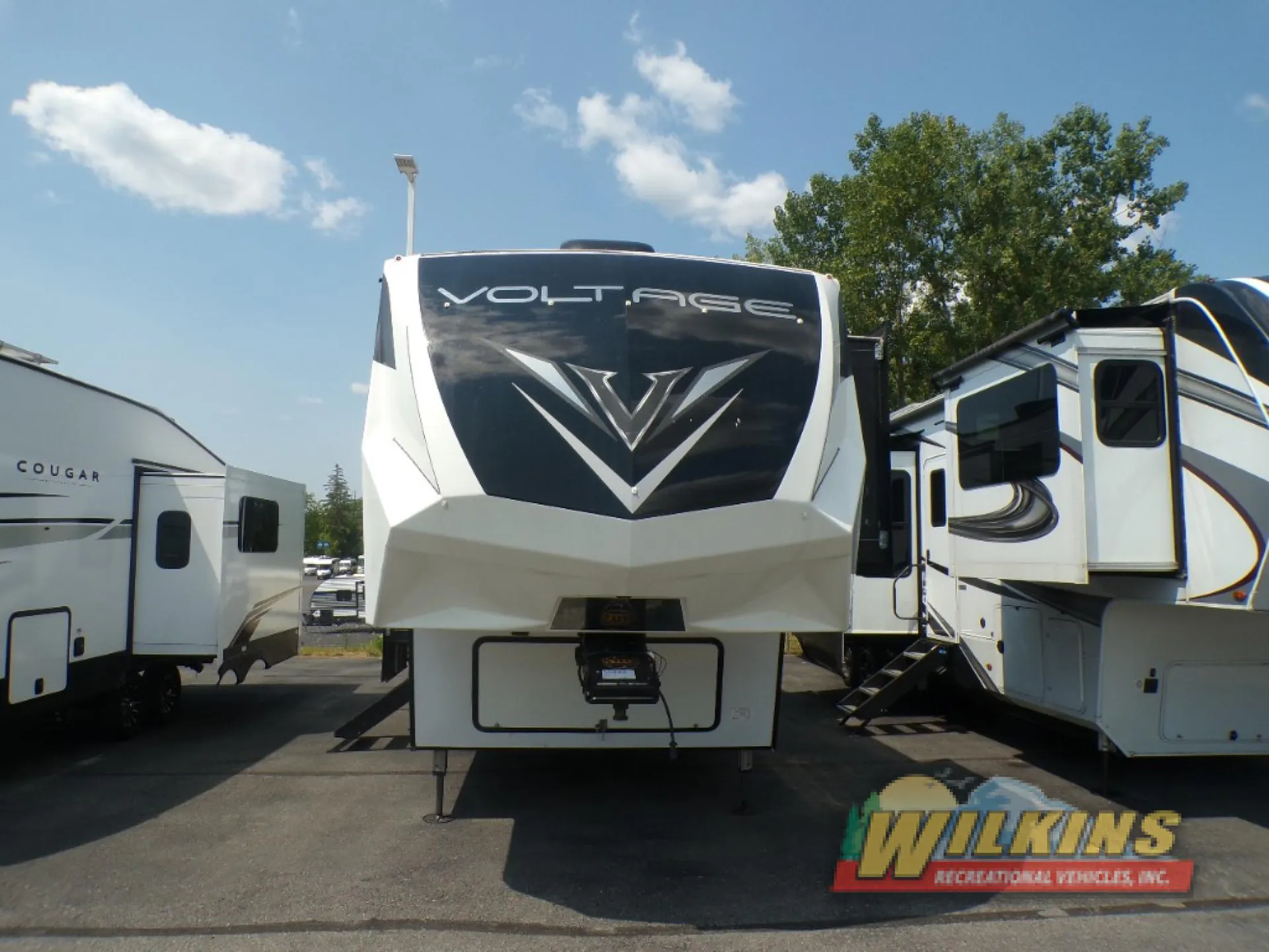 2019 Dutchmen Voltage 3615 dealer photo 1 from Wilkins RV