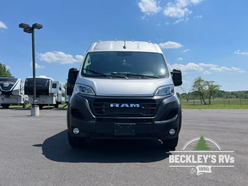 2027 Winnebago Solis Pocket 36A - Photo 4