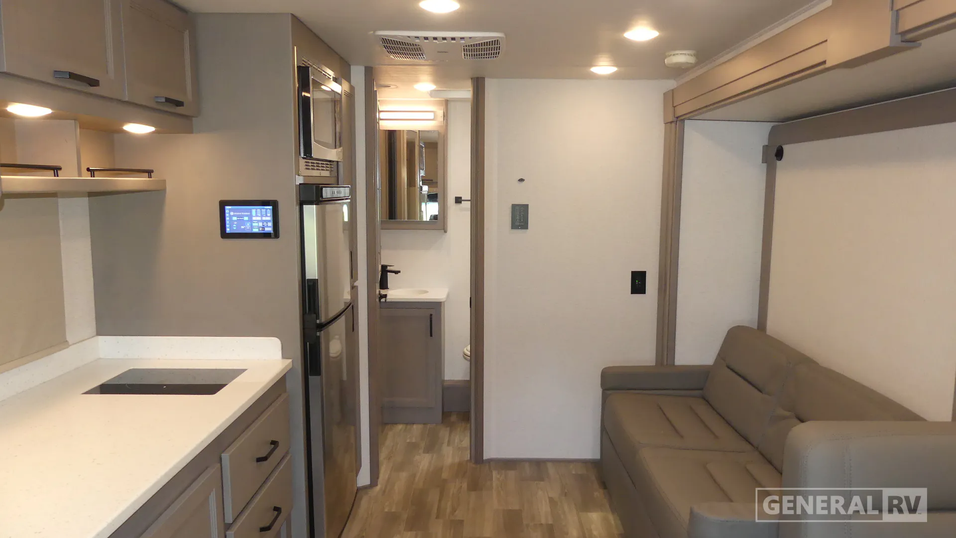2025 Holiday Rambler Element 25M - Photo 3