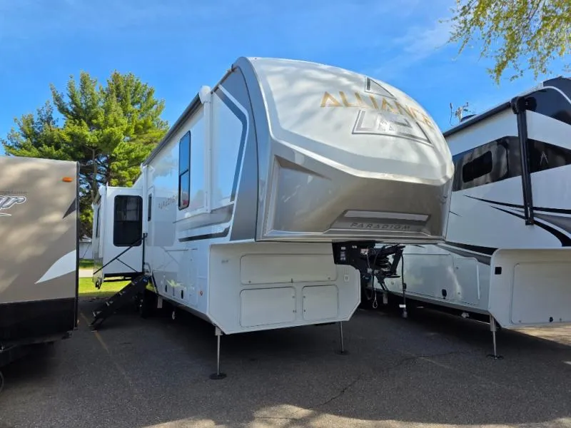 2026 Alliance RV Paradigm 340RL - Photo 2
