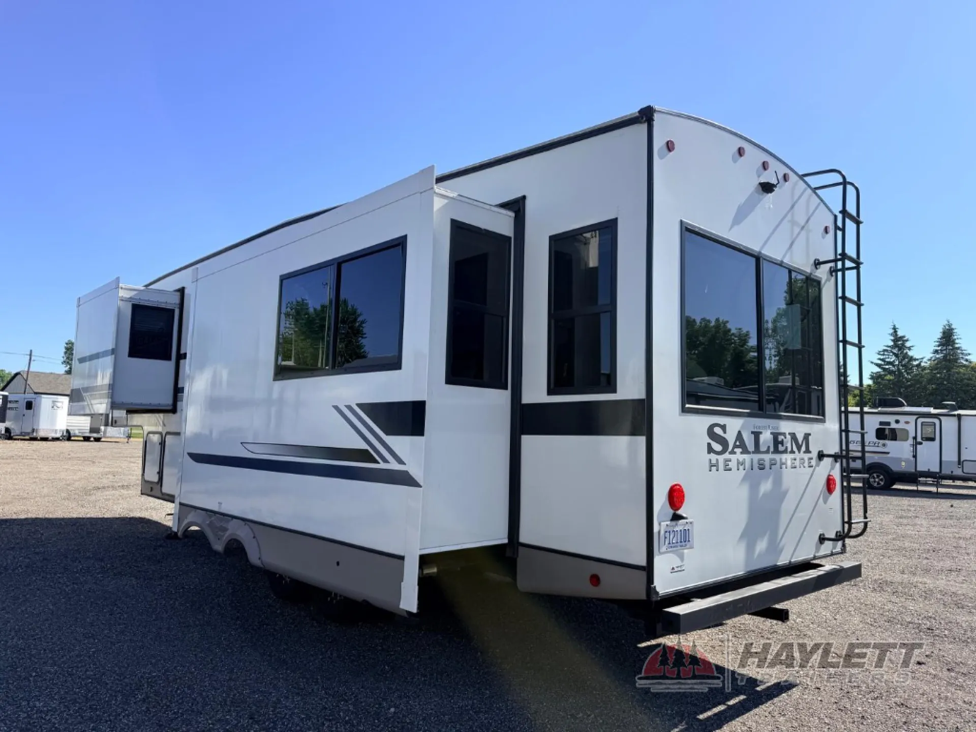 2024 Forest River Salem Hemisphere 286RL - Photo 3