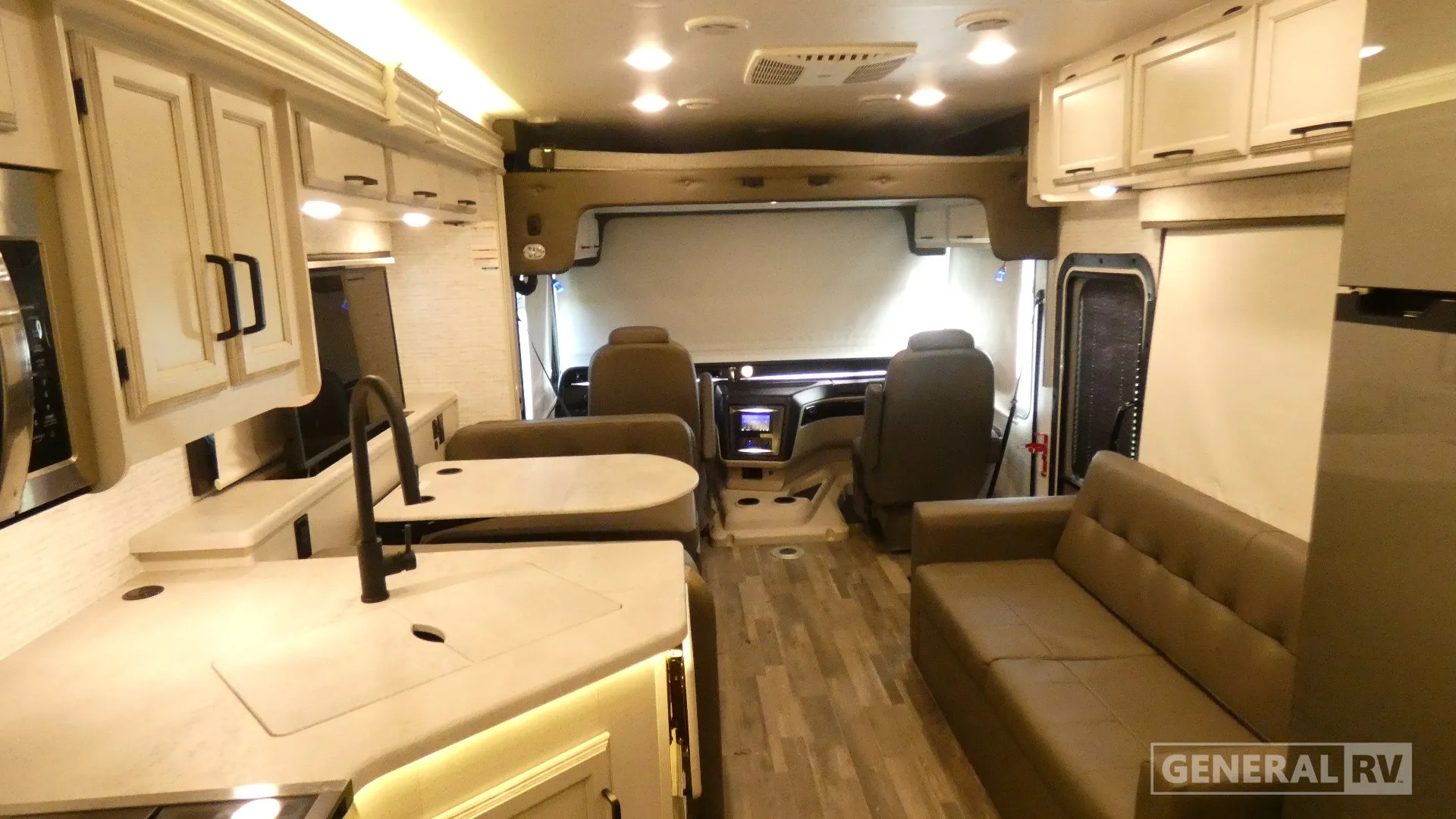 2024 Entegra Coach Vision 29F - Photo 3