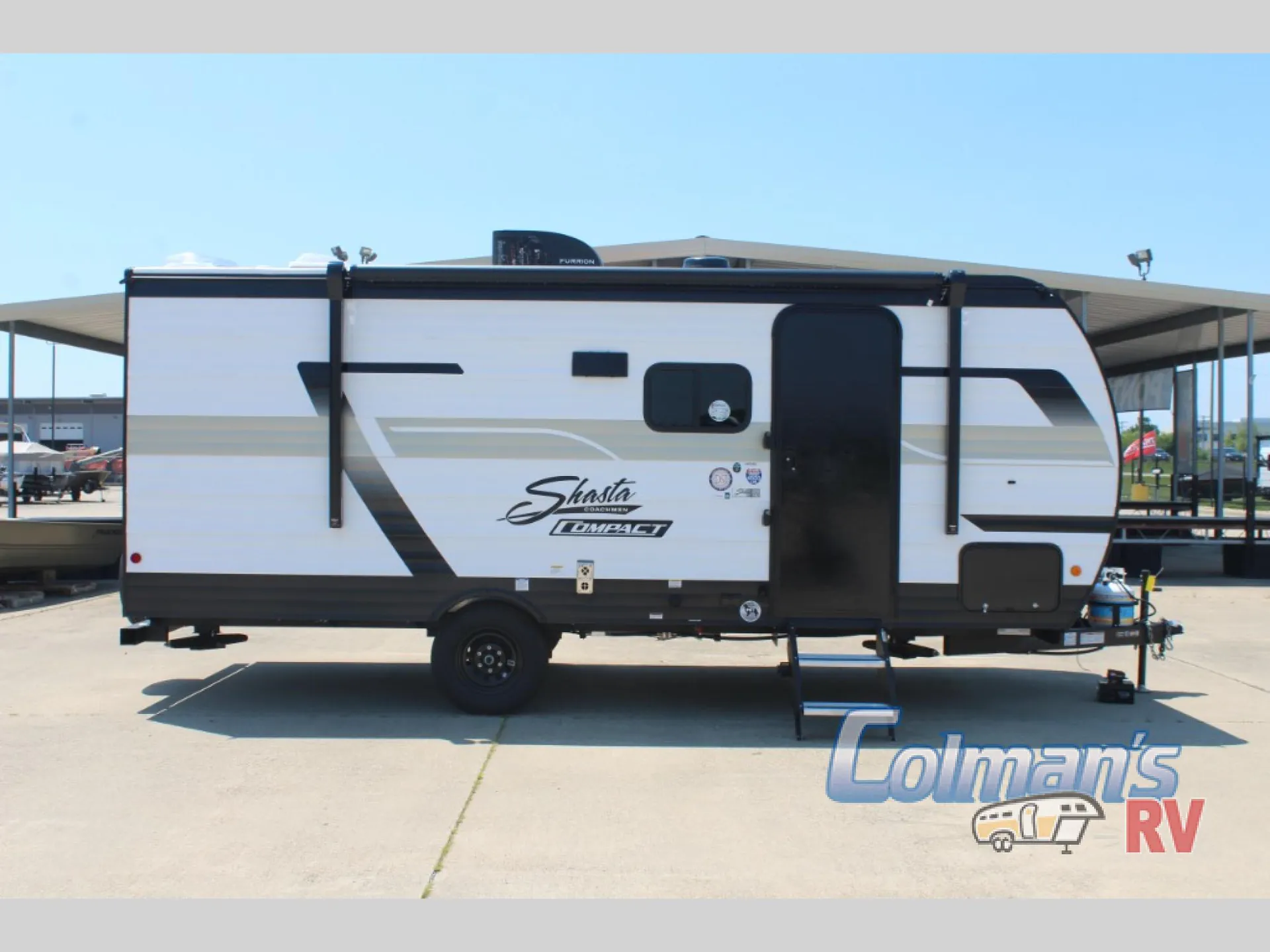 2027 Shasta Compact 18DBL - Photo 2