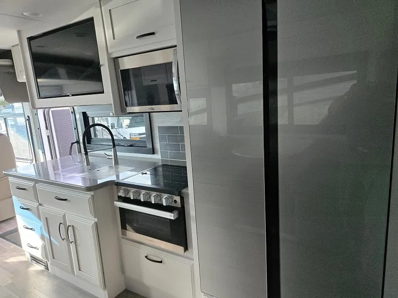 2025 Entegra Coach Vision XL 36A - Photo 4