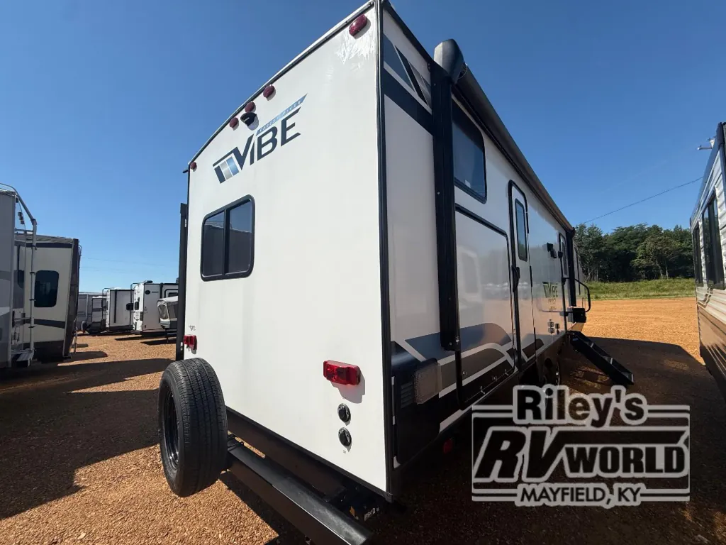 2022 Forest River Vibe 32BH, Photos photo 11