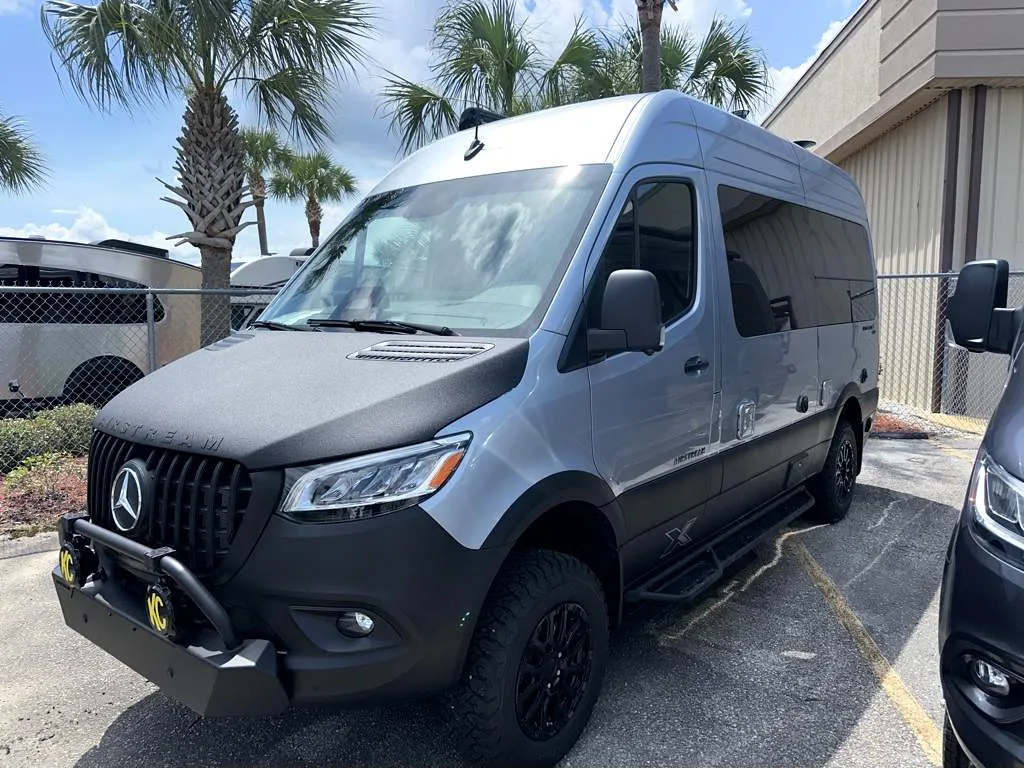 2026 Airstream Interstate 19X - Photo 3