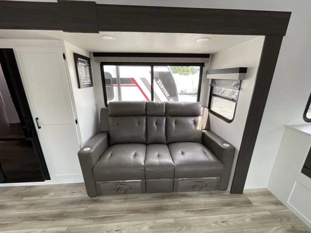 2026 Venture RV Stratus SR282VFD, Photos photo 7