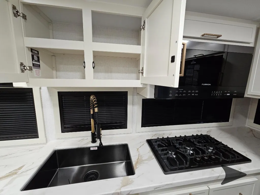 2026 Brinkley Model Ix 20X, Photos photo 33