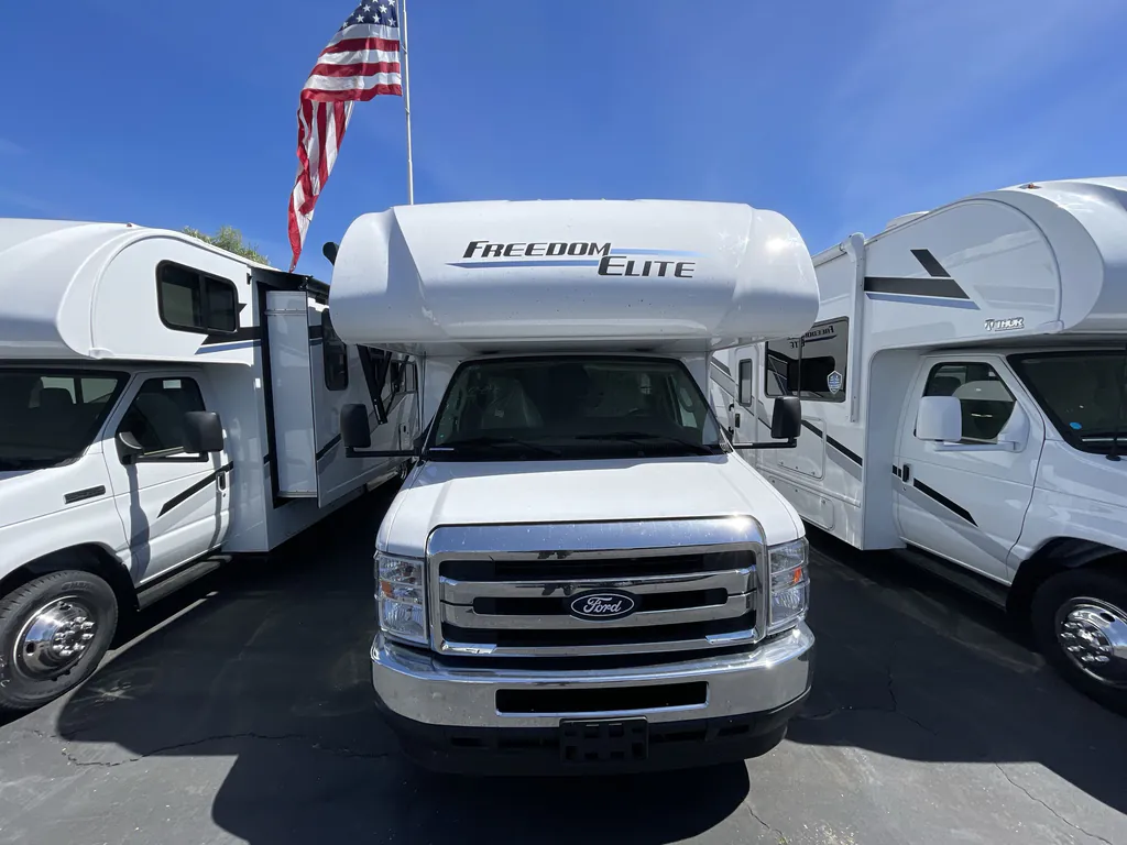 2026 Thor Motor Coach Freedom Elite 28HZ, Photos photo 4