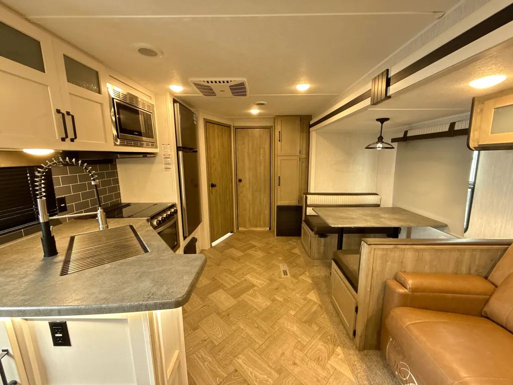 2021 Forest River Puma 32BHQS, Photos photo 12