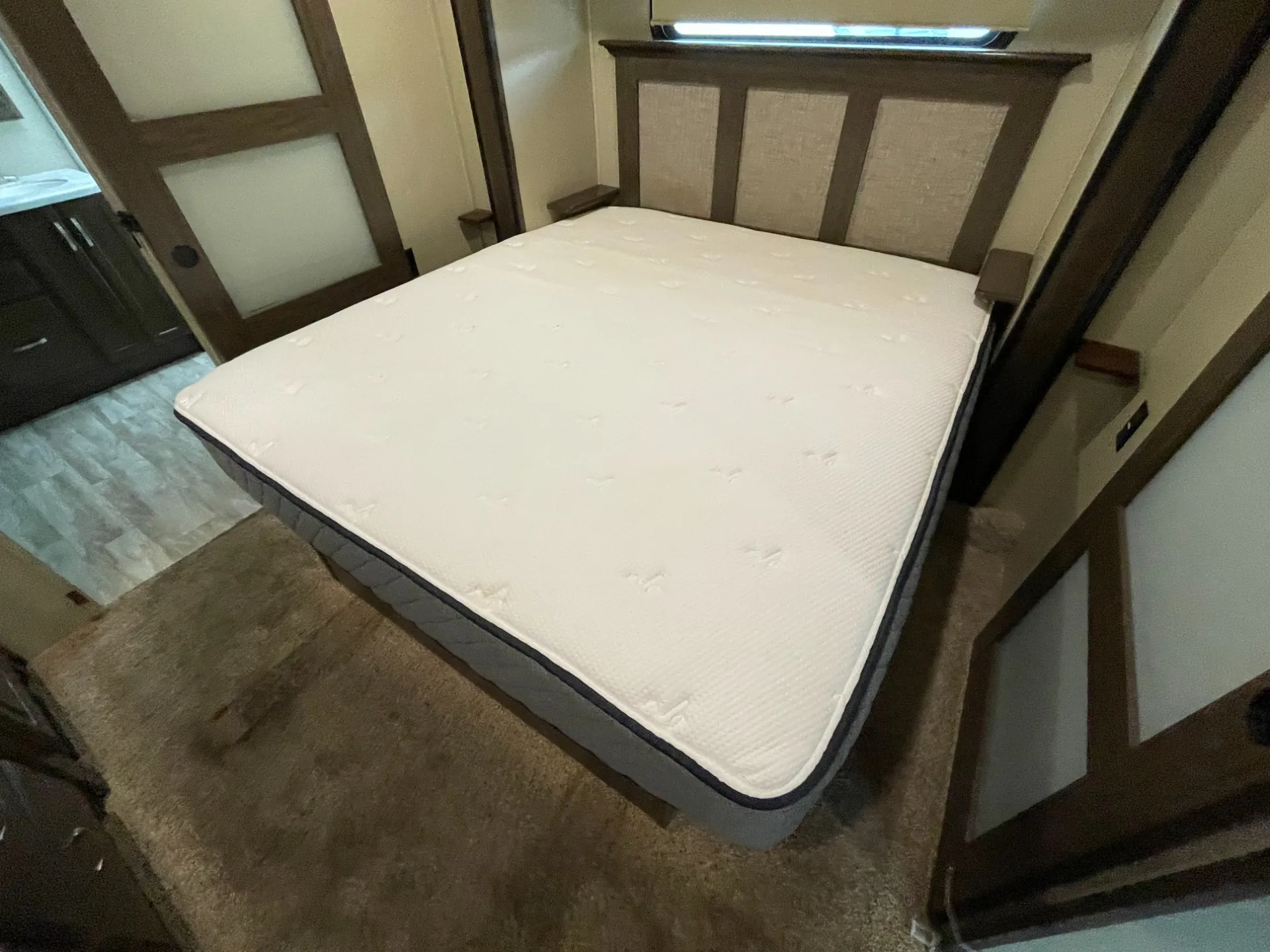 2019 Grand Design Solitude 380FL - Photo 4