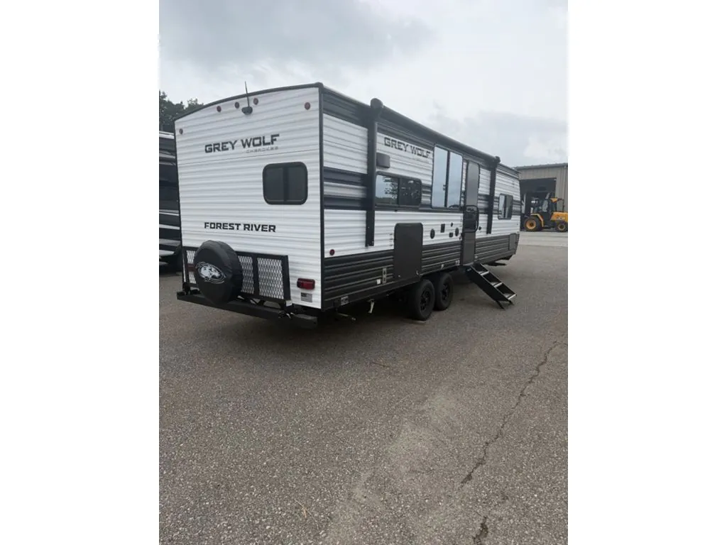 2027 Forest River Cherokee Grey Wolf 26SS, Photos photo 8