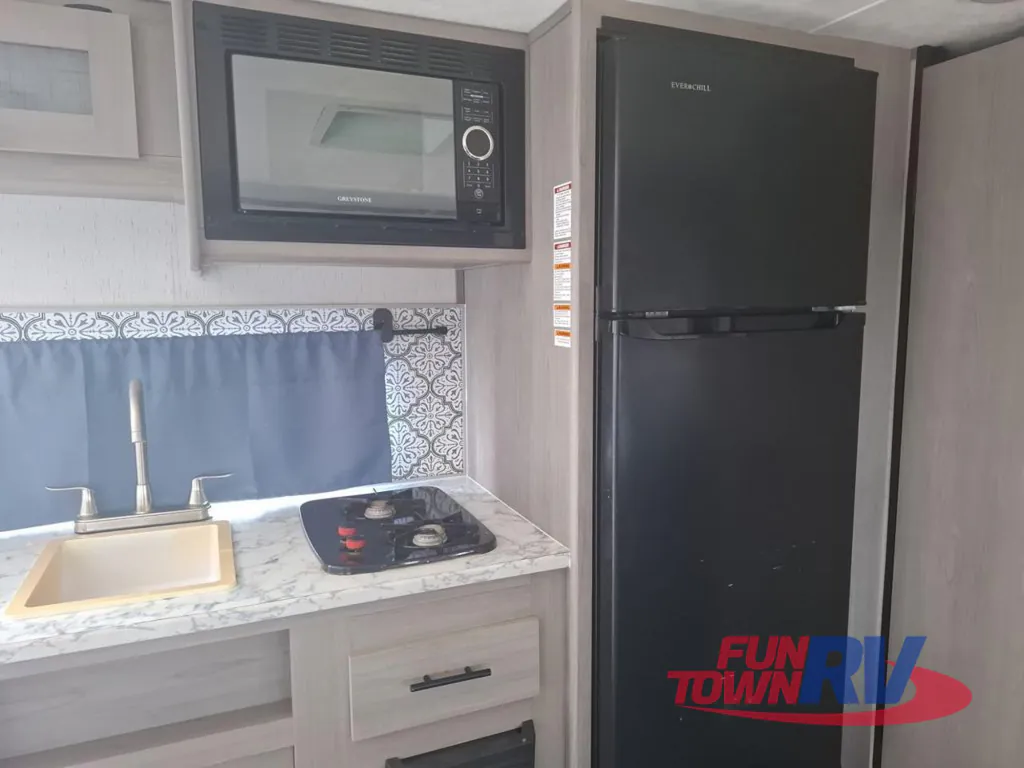 2023 Dutchmen Coleman Lantern LT 18FQ, Photos photo 24