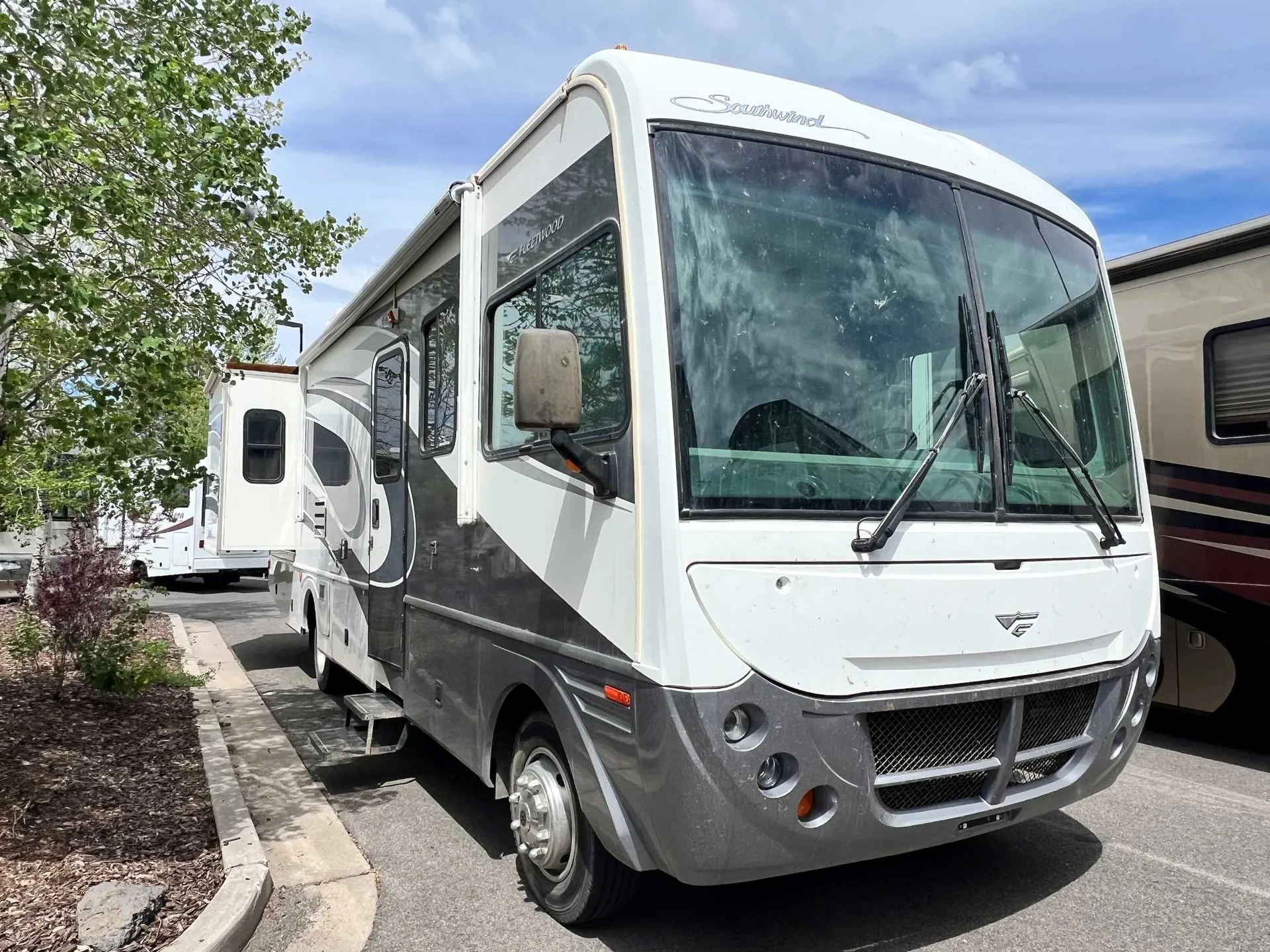 2006 Fleetwood Southwind 32VS - Photo 2