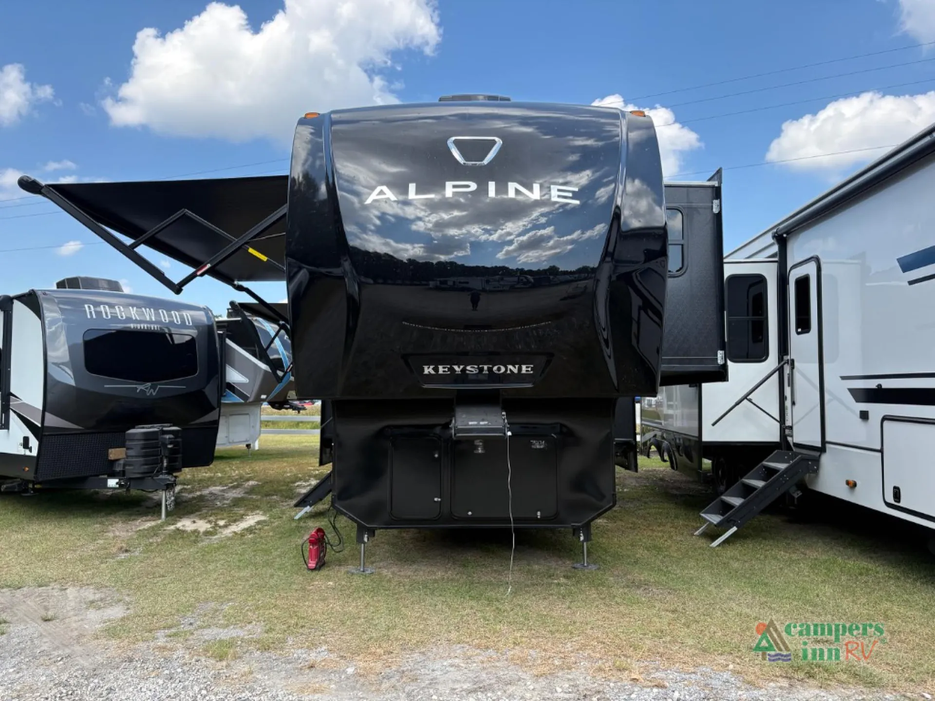 2026 Keystone Avalanche 366LS - Photo 4