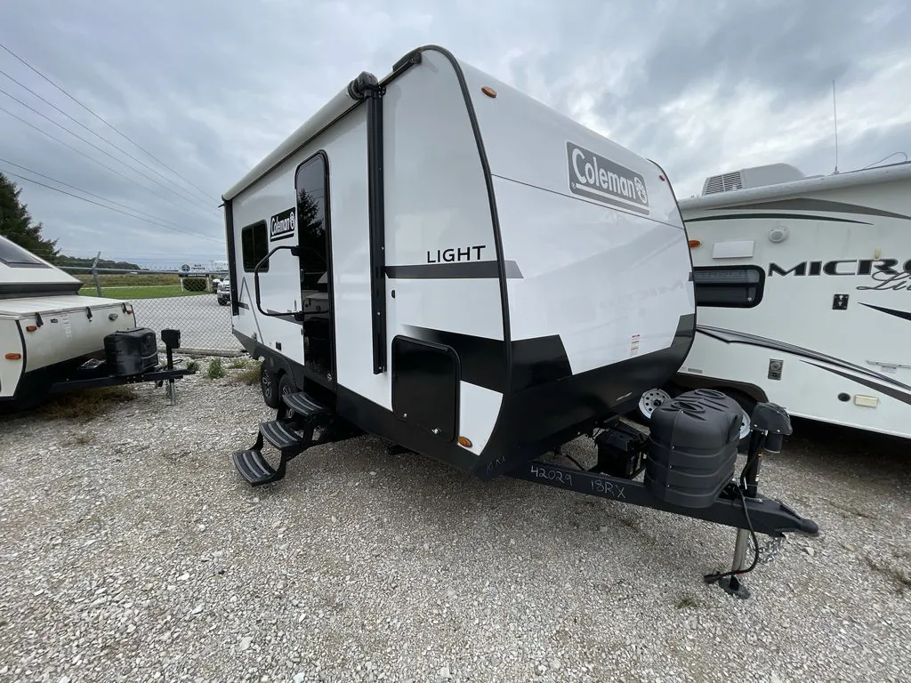2025 Keystone Coleman Light 18RX - Photo 2