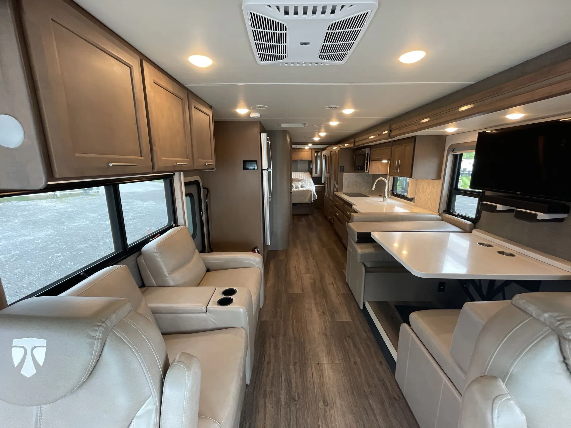 2022 Thor Motor Coach Palazzo 33.6 — living area main