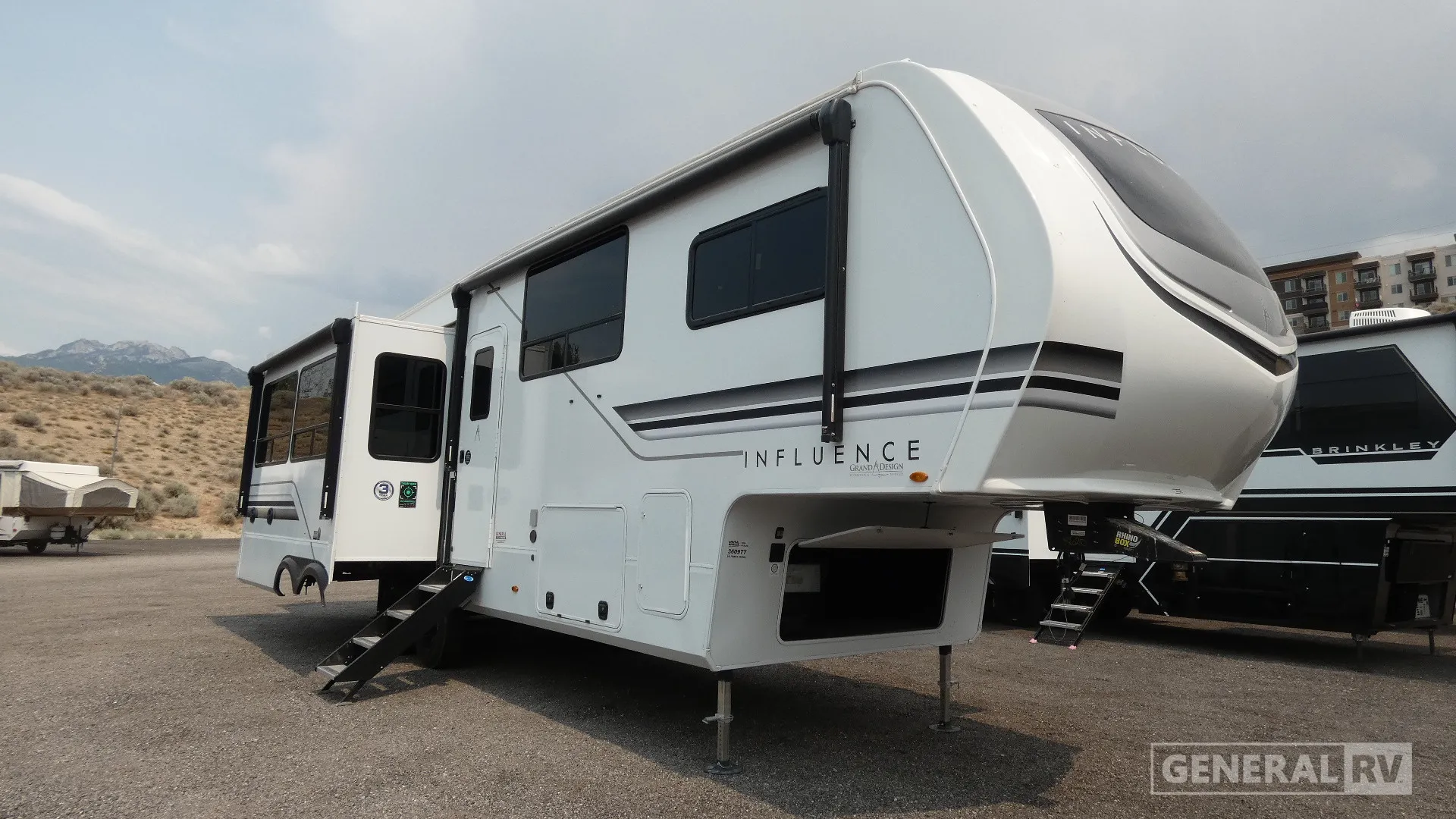 2024 Grand Design Influence 2903RL - Photo 2
