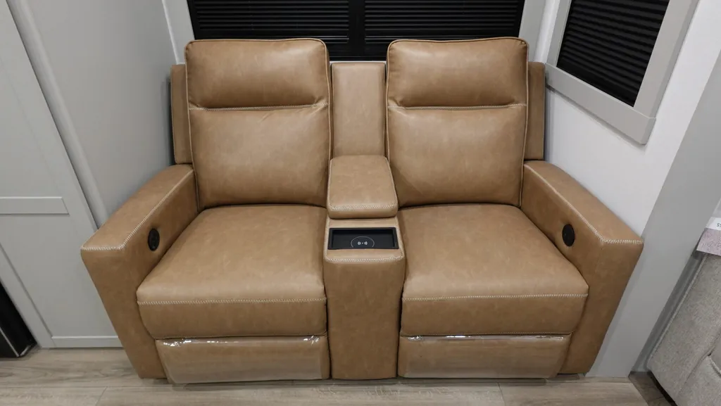 2026 Brinkley Model Z 2680, Photos photo 23