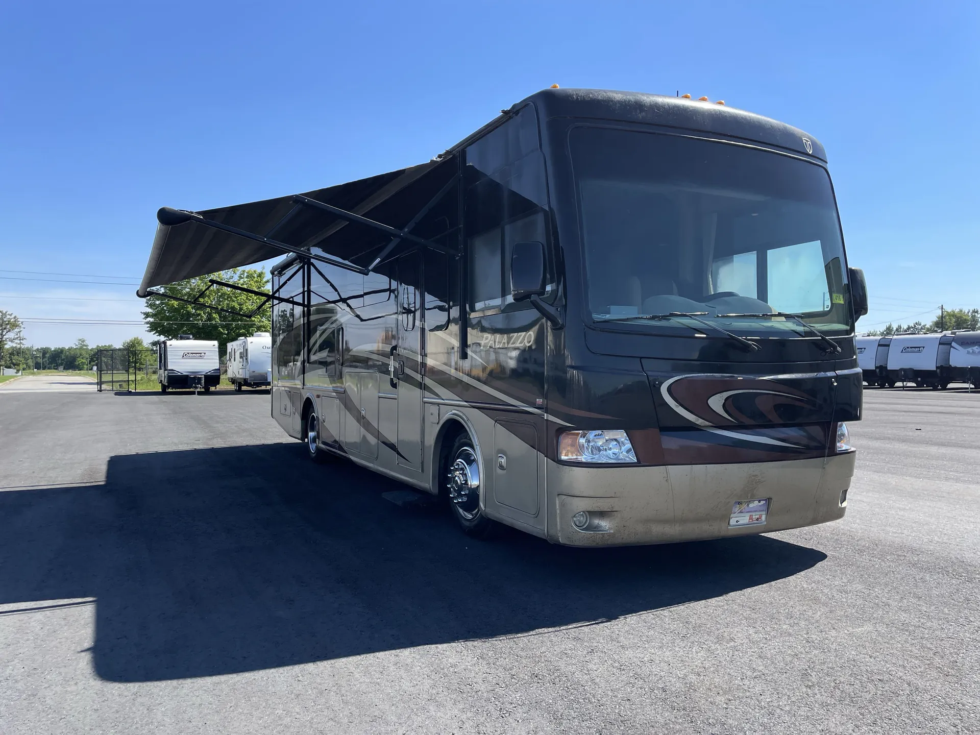 2014 Thor Motor Coach Palazzo 33.2 - Photo 2