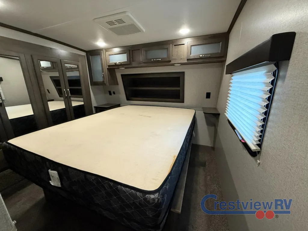 2020 Dutchmen Voltage Triton 3551, Photos photo 20