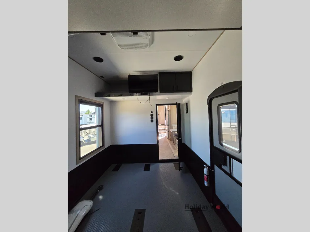 2026 Keystone Raptor 441, Photos photo 19