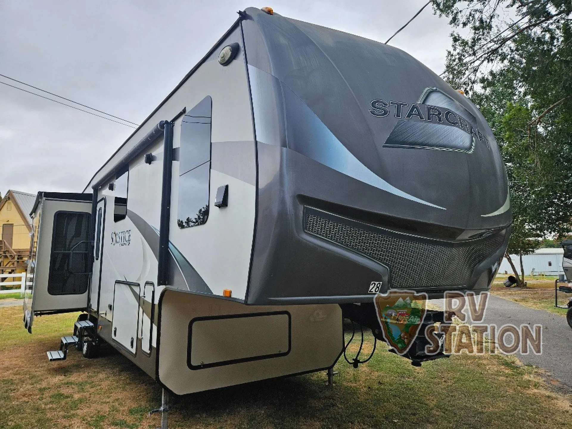2015 Starcraft Solstice 334CKRS - Photo 2