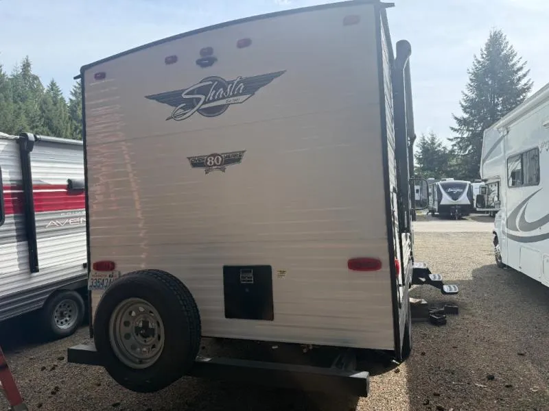 2023 Shasta Shasta 19BH - Photo 4