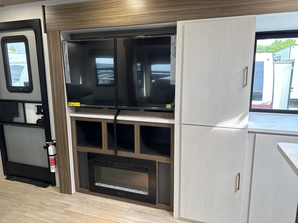 2026 Forest River Vibe 3400XL, Photos photo 11