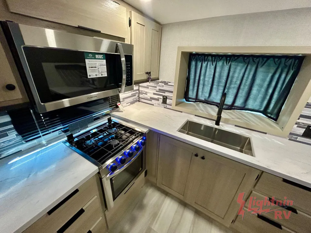 2026 Forest River Cardinal 37GALLEY, Photos photo 21