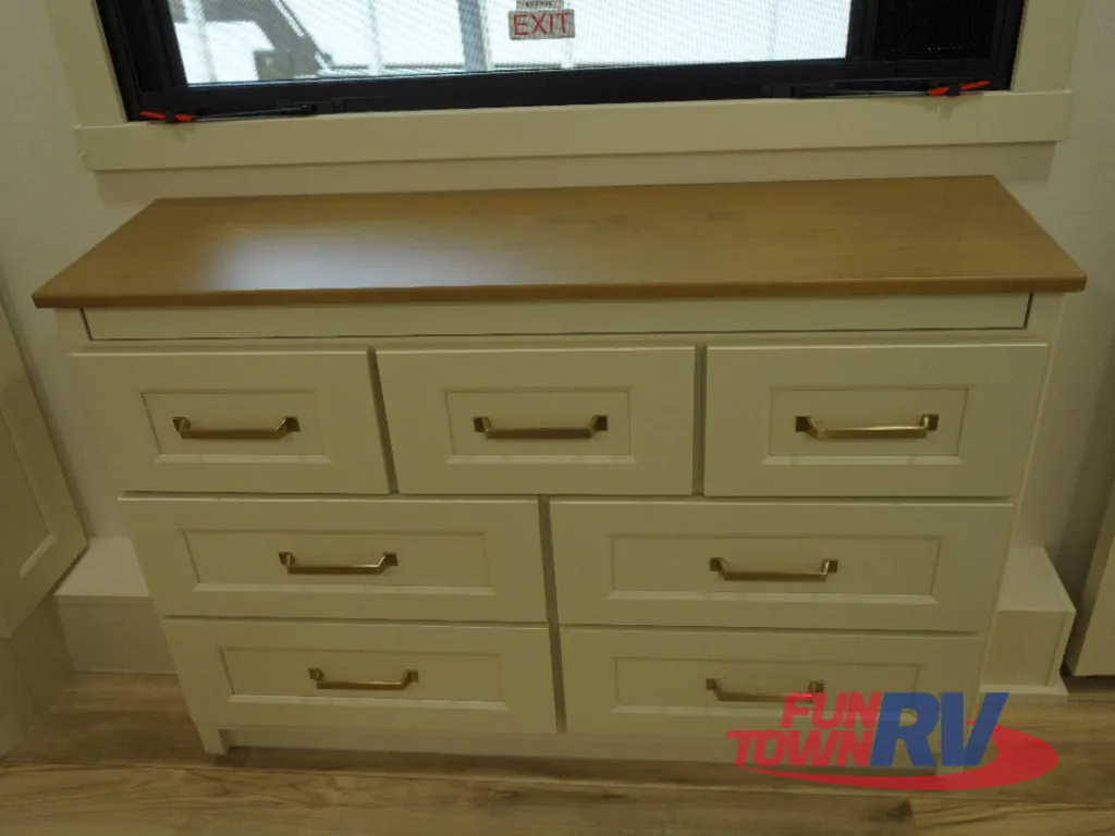2027 Brinkley Model G 3970, Photos photo 34