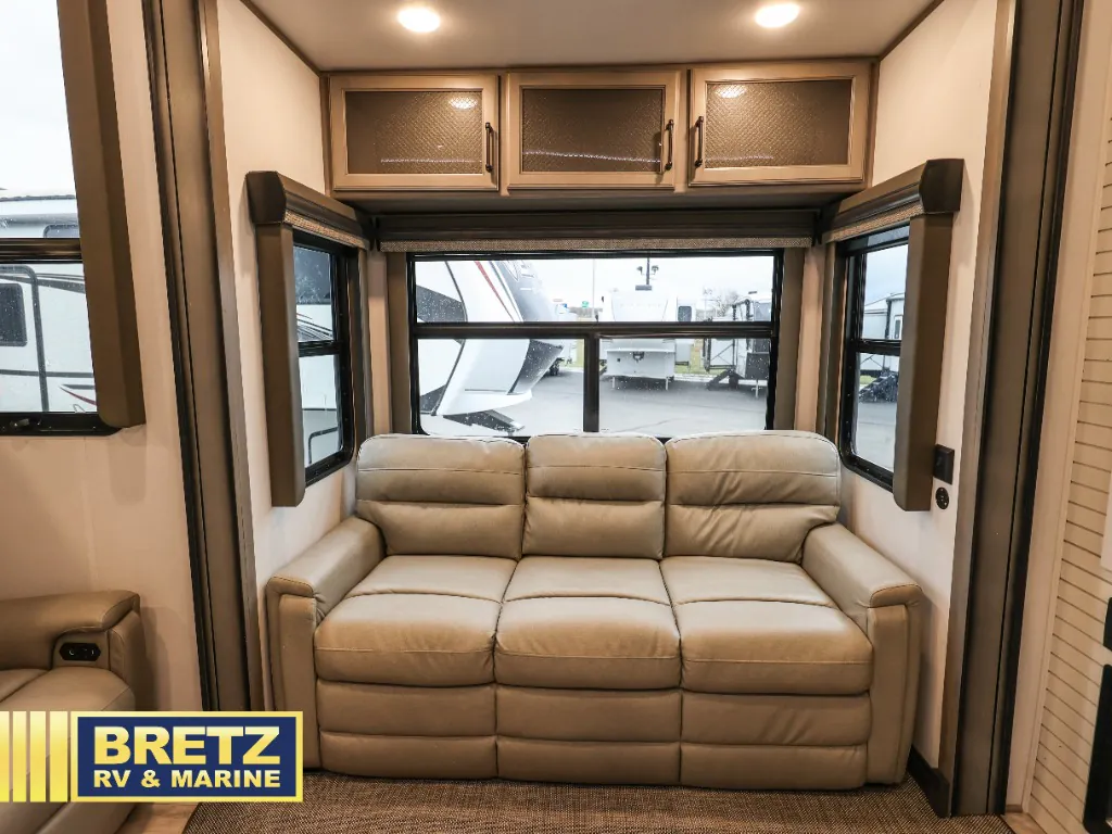 2023 Keystone Montana 3901RK, Photos photo 8