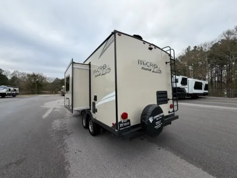 2021 Forest River Flagstaff Micro Lite 21FBRS - Photo 4