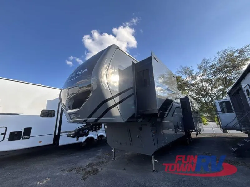2026 Keystone Montana High Country 325RK - Photo 4