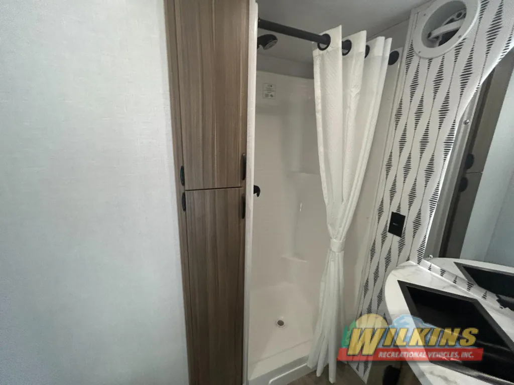 2027 Forest River Salem Grand Villa 42ZEN, Photos photo 25