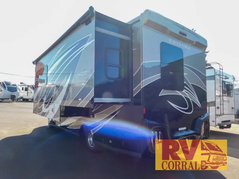 2019 Entegra Coach Qwest 24L - Photo 4