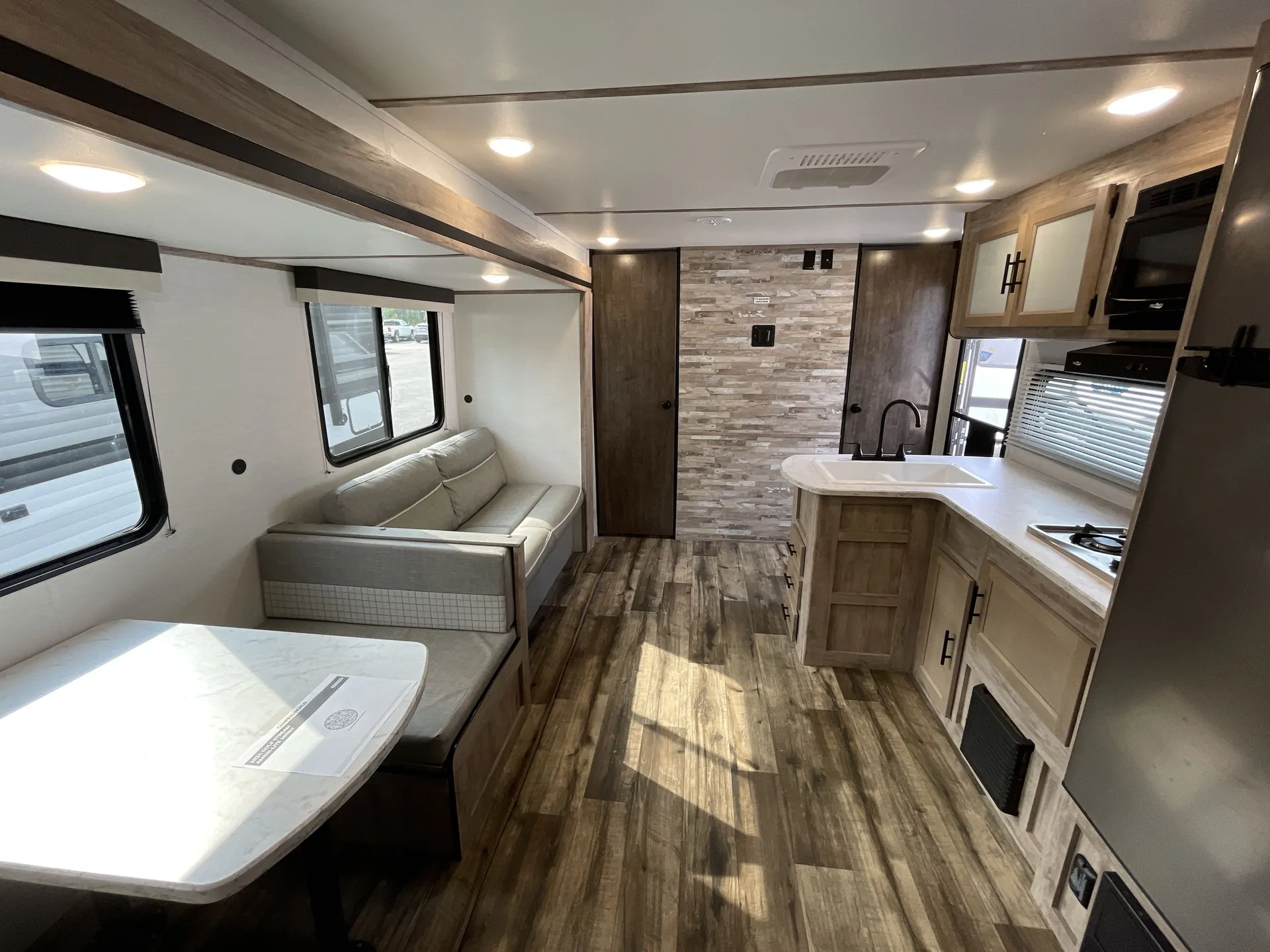 2024 Gulf Stream Ameri-Lite Ultra-Lite 269BH — living area main