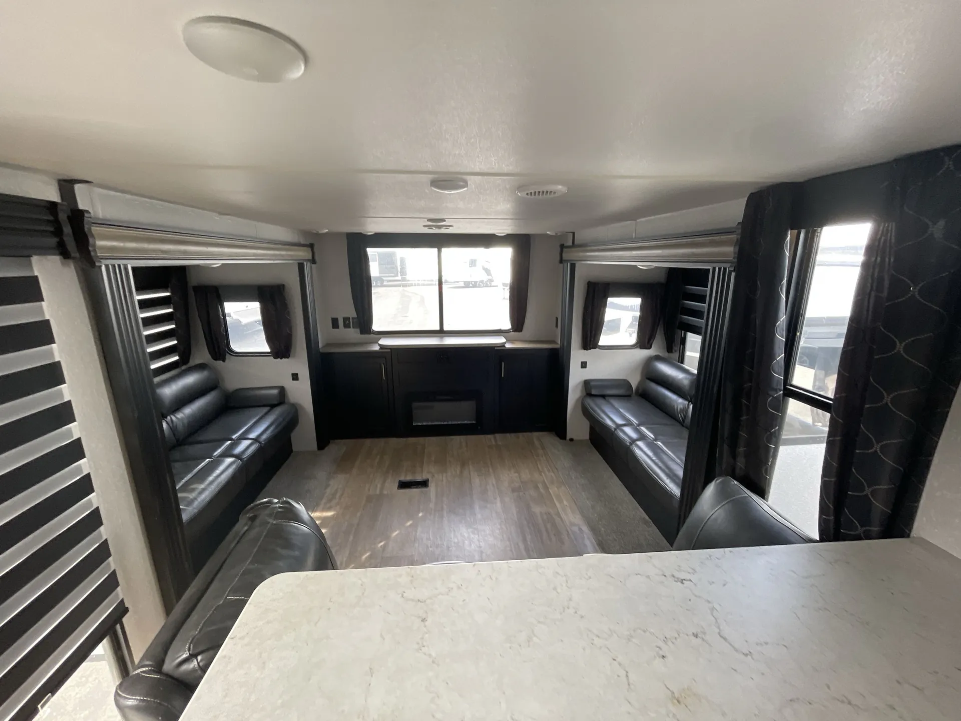 2021 Forest River Cherokee 306MM — living area main