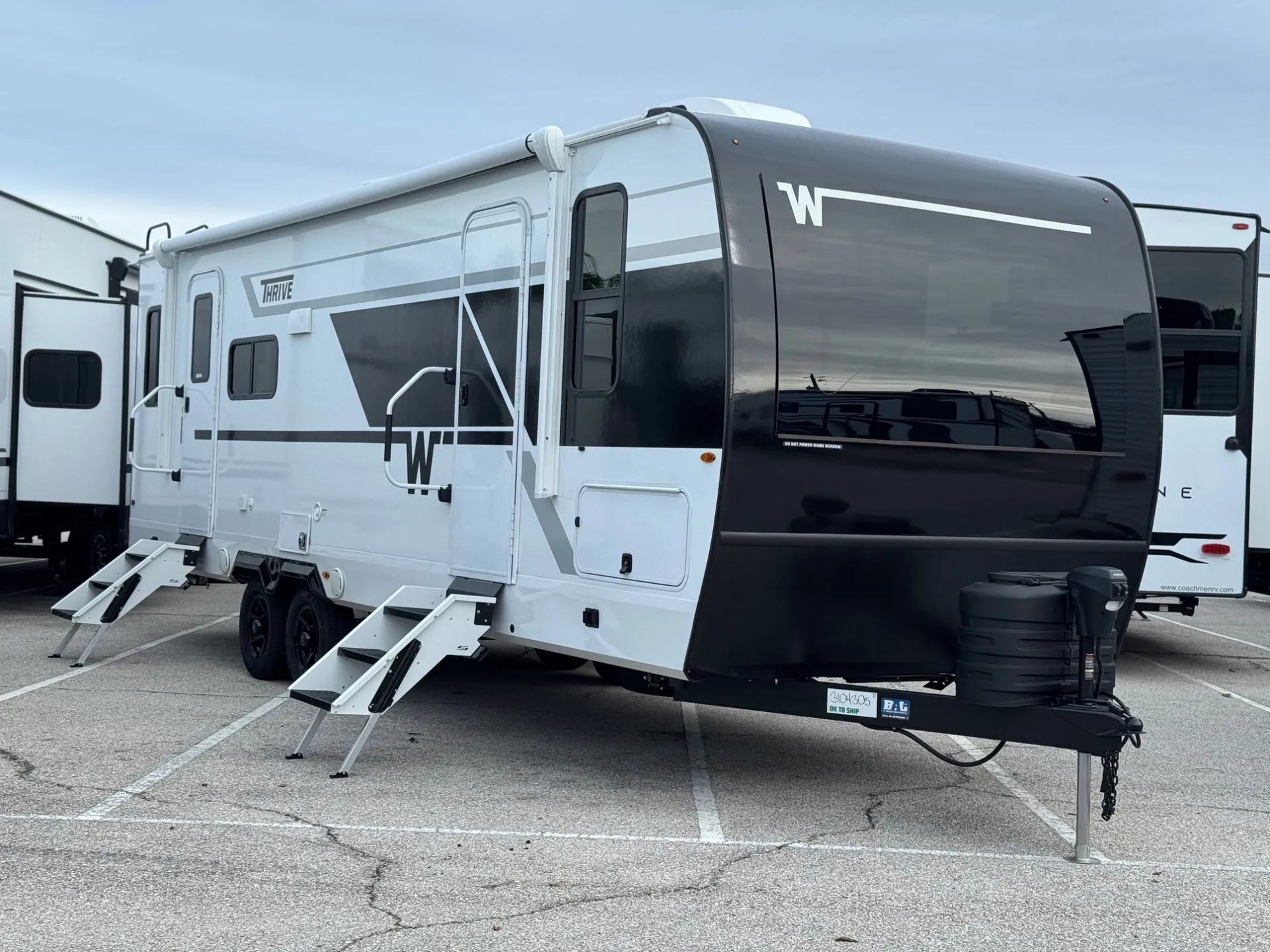2026 Winnebago Thrive 25RLS - Photo 2