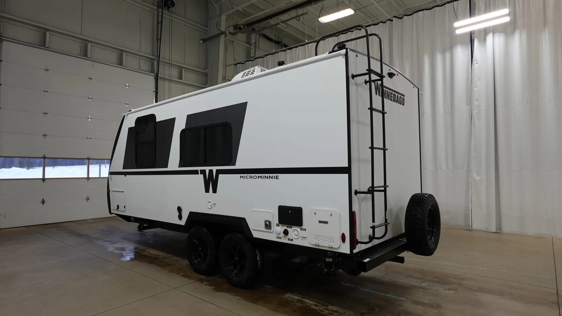 2026 Winnebago Micro Minnie 2000MRB - Photo 4