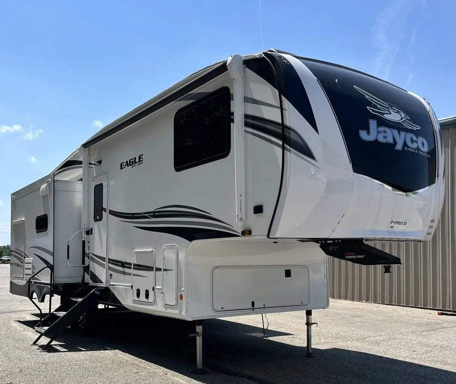 2023 Jayco Eagle 28.5RSTS - Photo 2