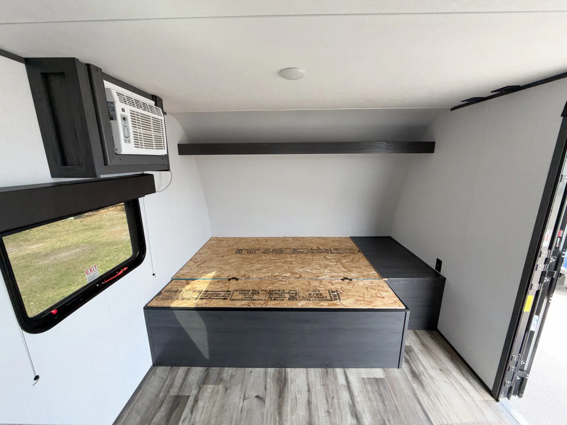 2024 Dutchmen Aspen Trail Le 17RB — living area main