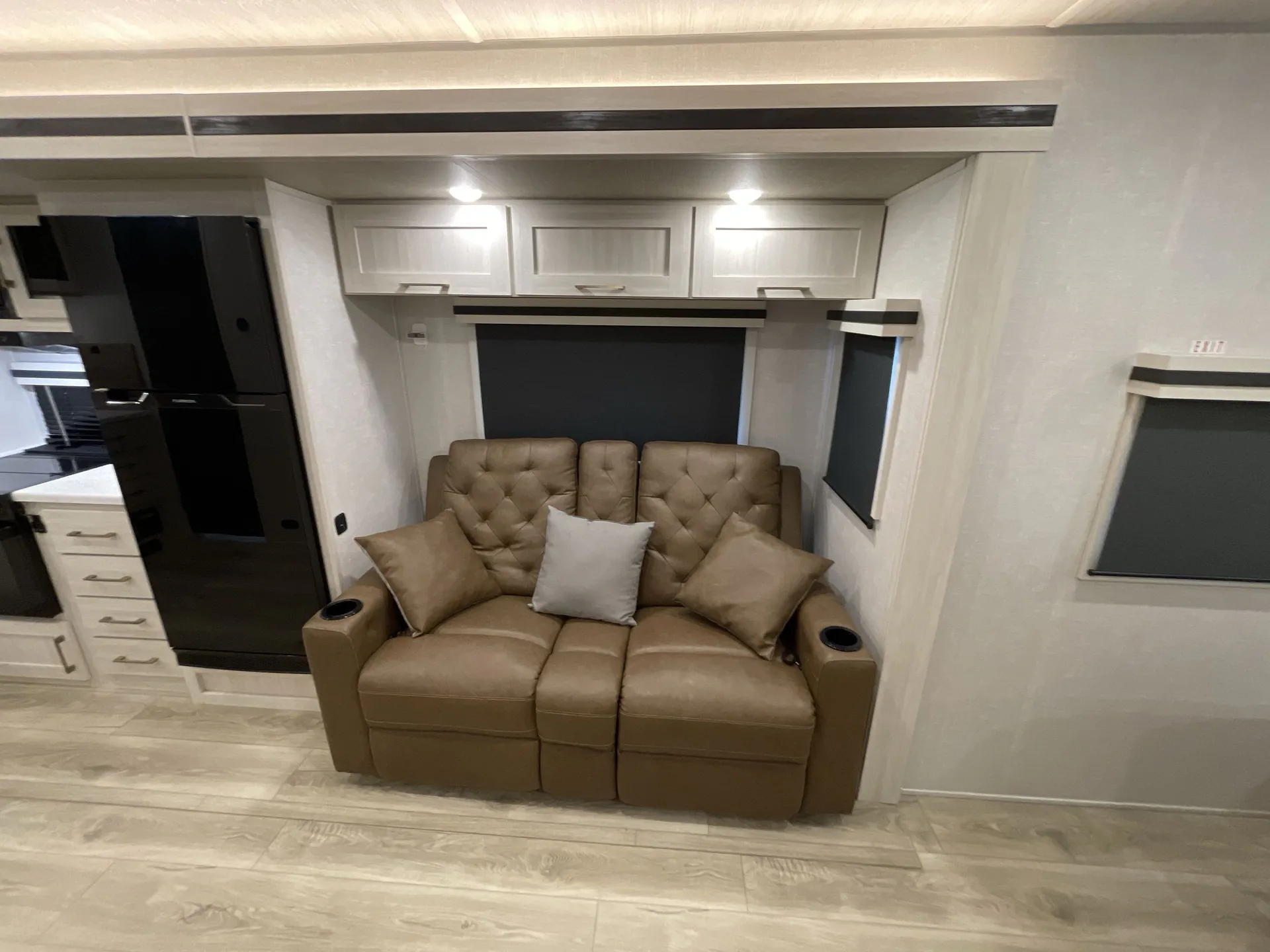2025 Forest River Surveyor Legend 204MKLE — living area main