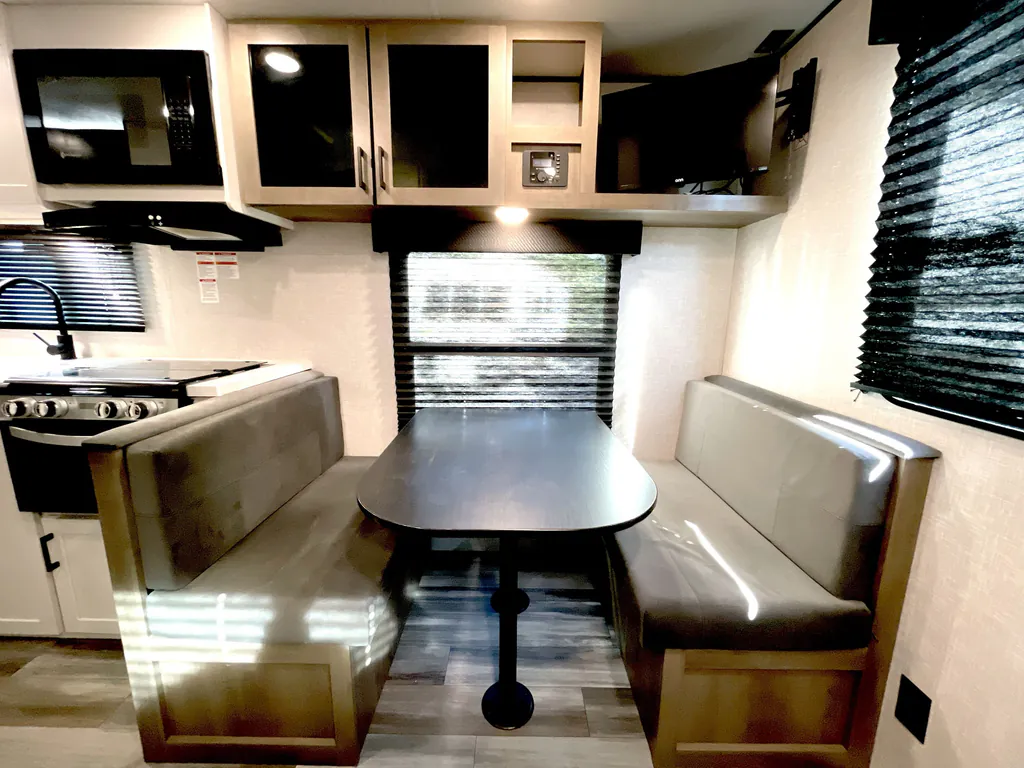 2025 Jayco Jay Flight SLX 210QB, Photos photo 12