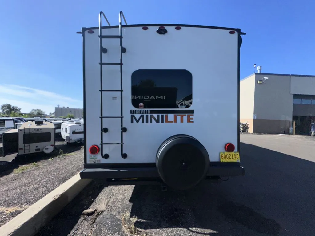 2022 Forest River Rockwood Mini Lite 2516S - Photo 4